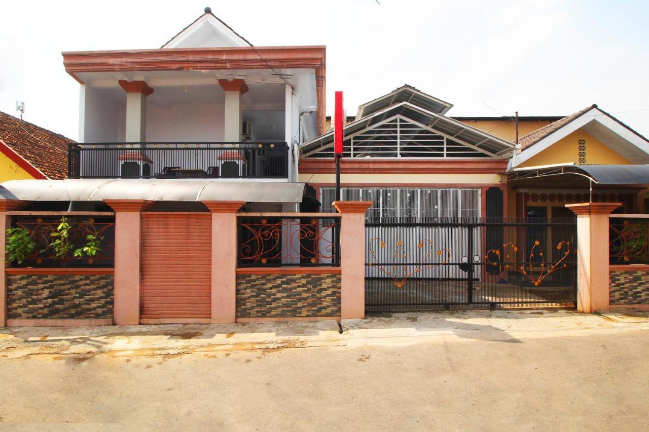 Oyo 2176 Amanah Syariah Residence Bandar Lampung Exterior foto